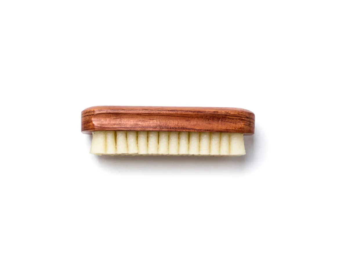 Suede Care | Suede<Saphir Gold Medal Bubinga Handle Crepe Brush for Suede & Nubuck